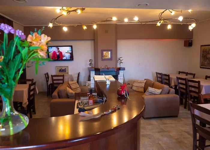 伊拉斯谟公寓 公寓 *